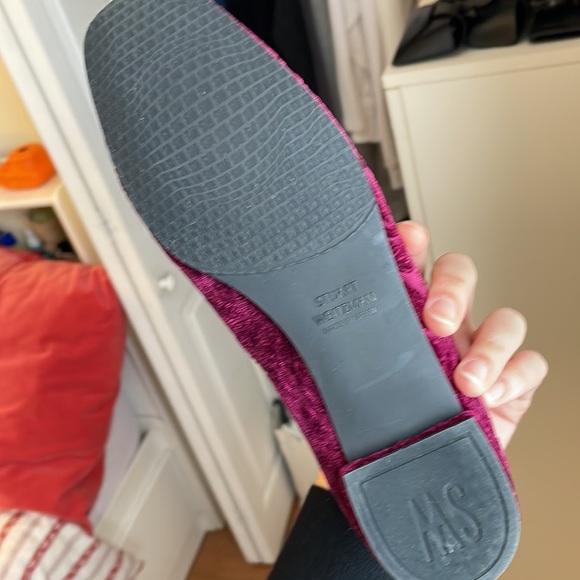 NWT Stuart Weitzman Arky velvet raspberry loafers - Picture 8 of 9